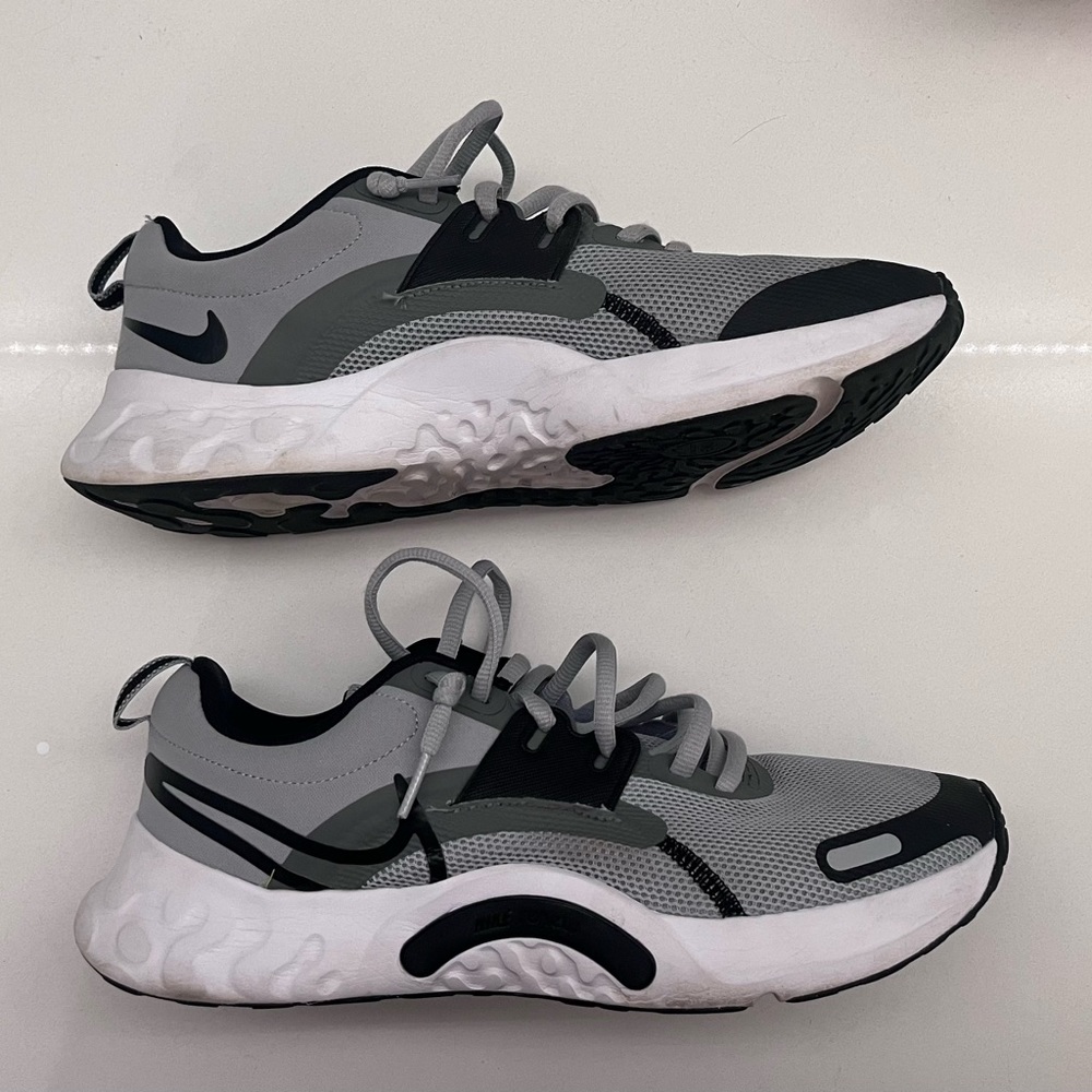 Nike Renew Retaliation TR 3 Men's Training Shoes grey size 11.5
